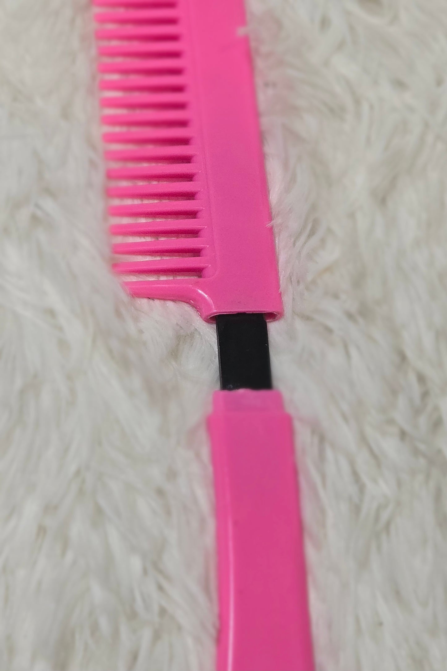 Discreet Comb