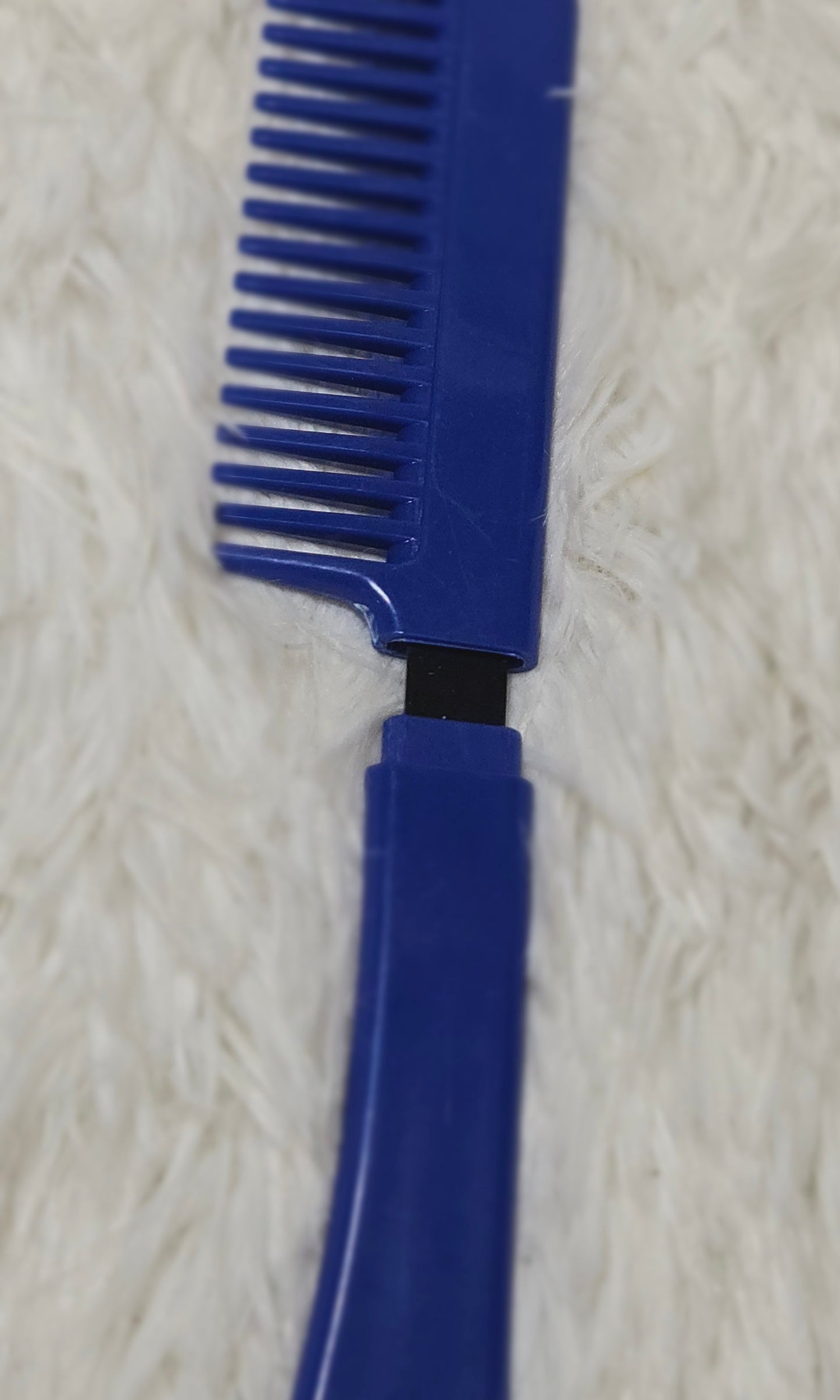 Discreet Comb