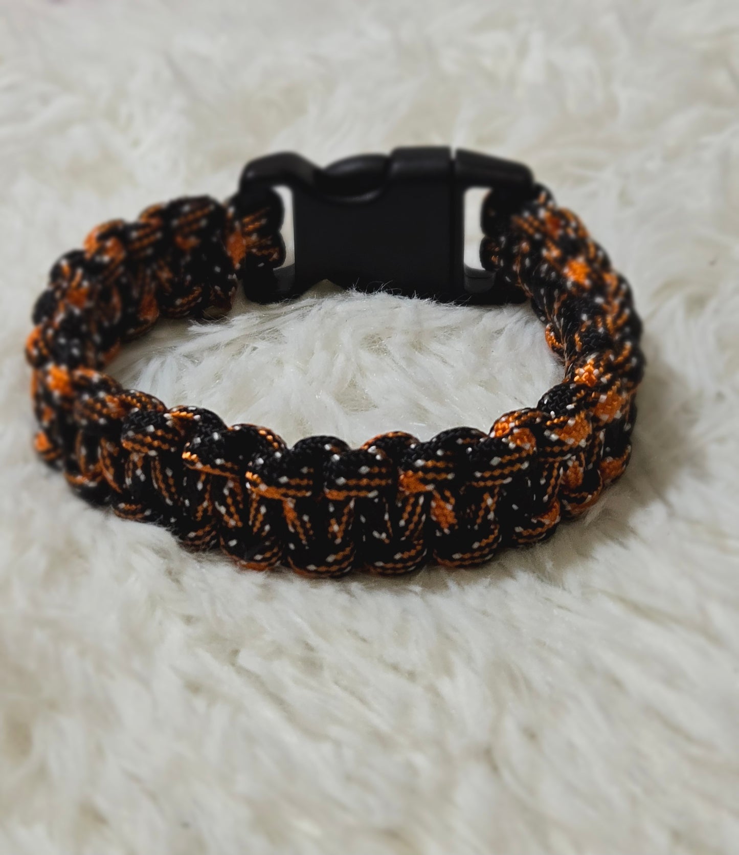 Paracord Bracelet-Regular.