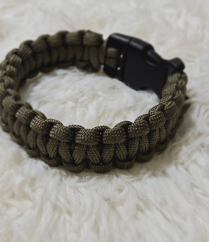 Paracord Bracelet-Regular.