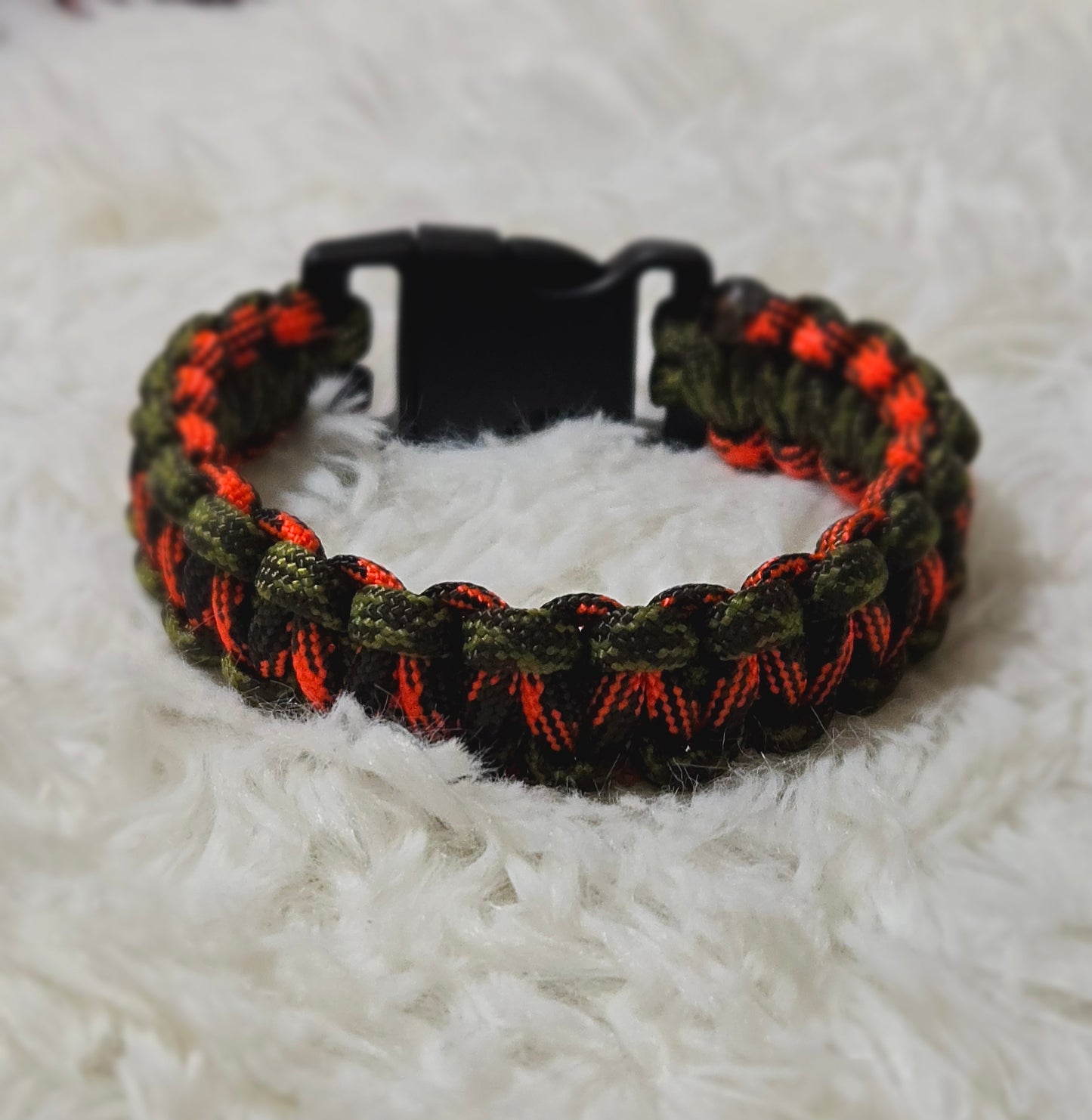 Paracord Bracelet-Regular.