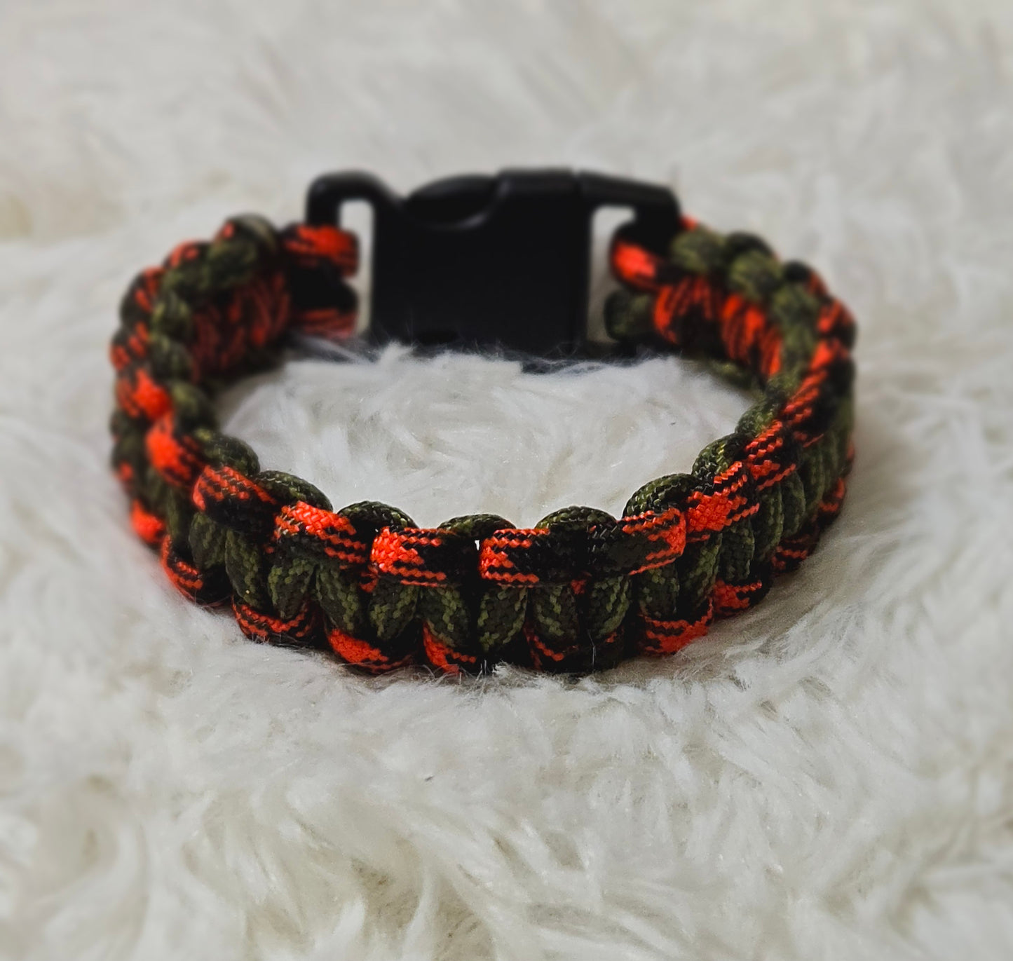 Paracord Bracelet-Regular.