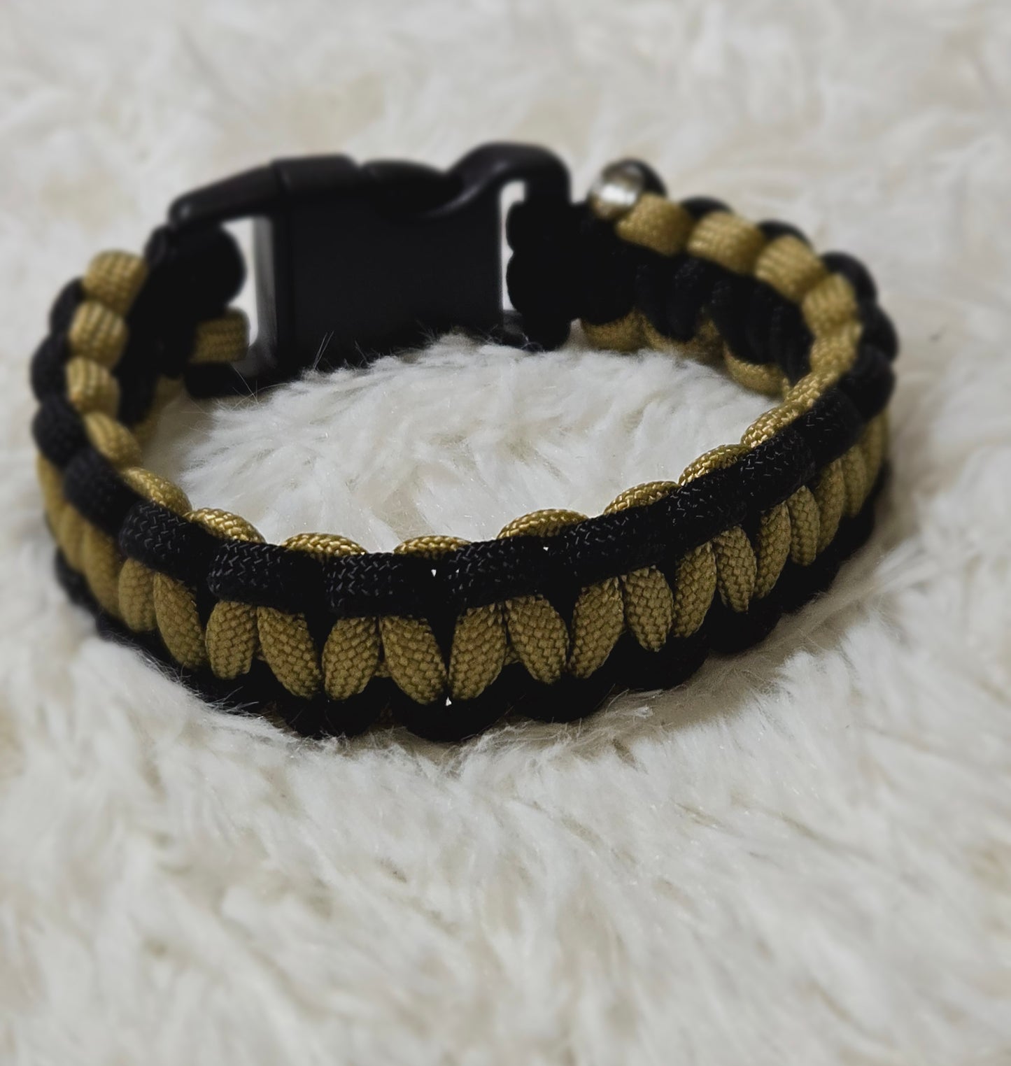 Paracord Bracelet-Regular.