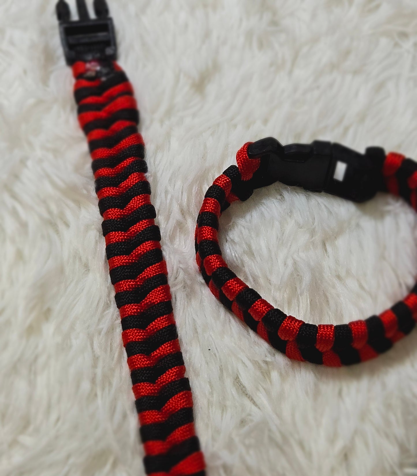 Paracord Bracelet-Regular.